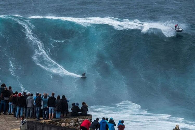 Jaka jest wysokość była u samego wielkiego tsunami