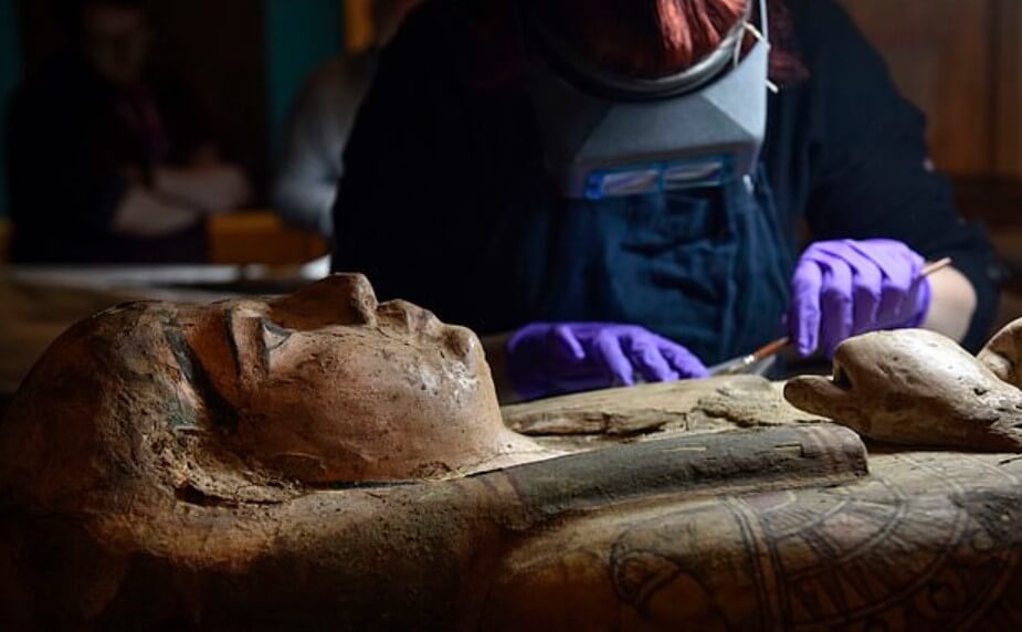 Inside the coffin with the mummy was found a painting of an ancient artist