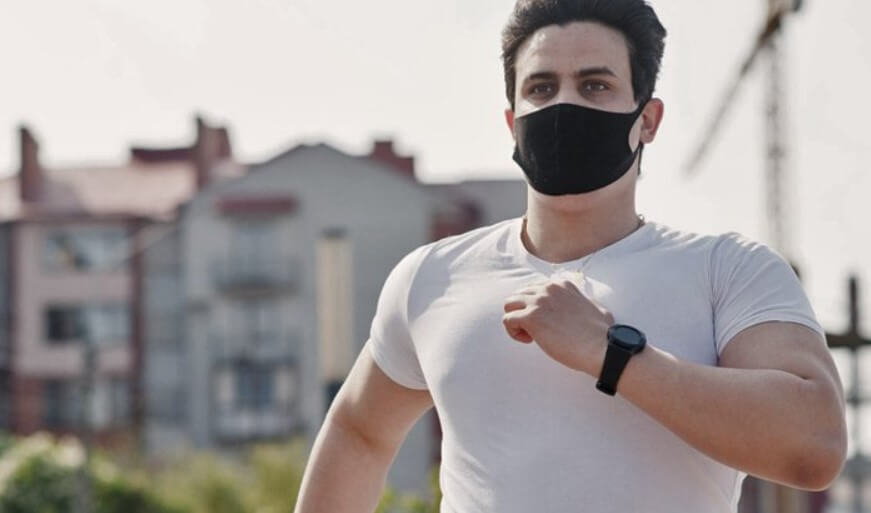 Sport in maschera pericoloso per la salute